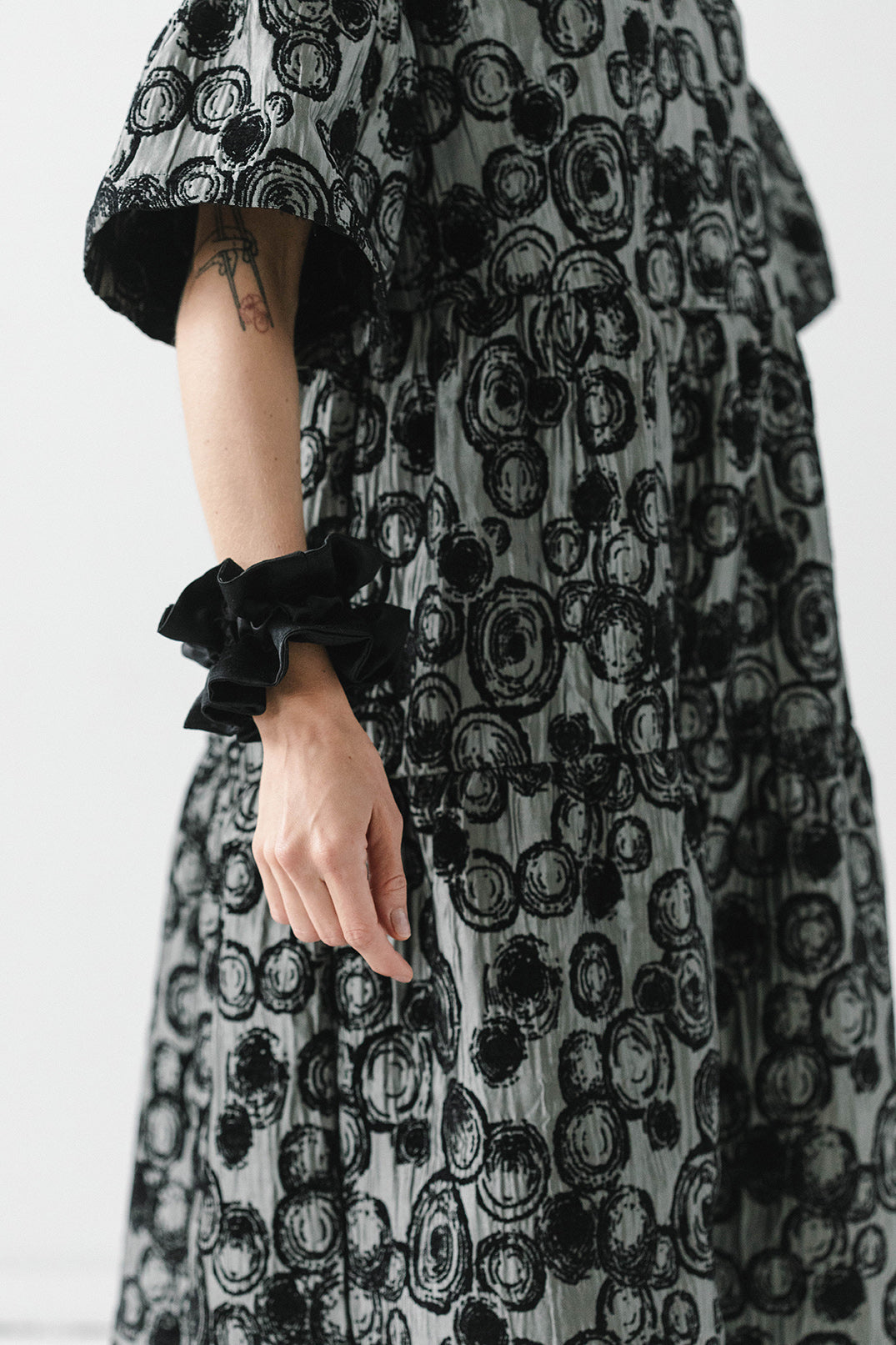 Ruffle Scrunchie in Liquid Black