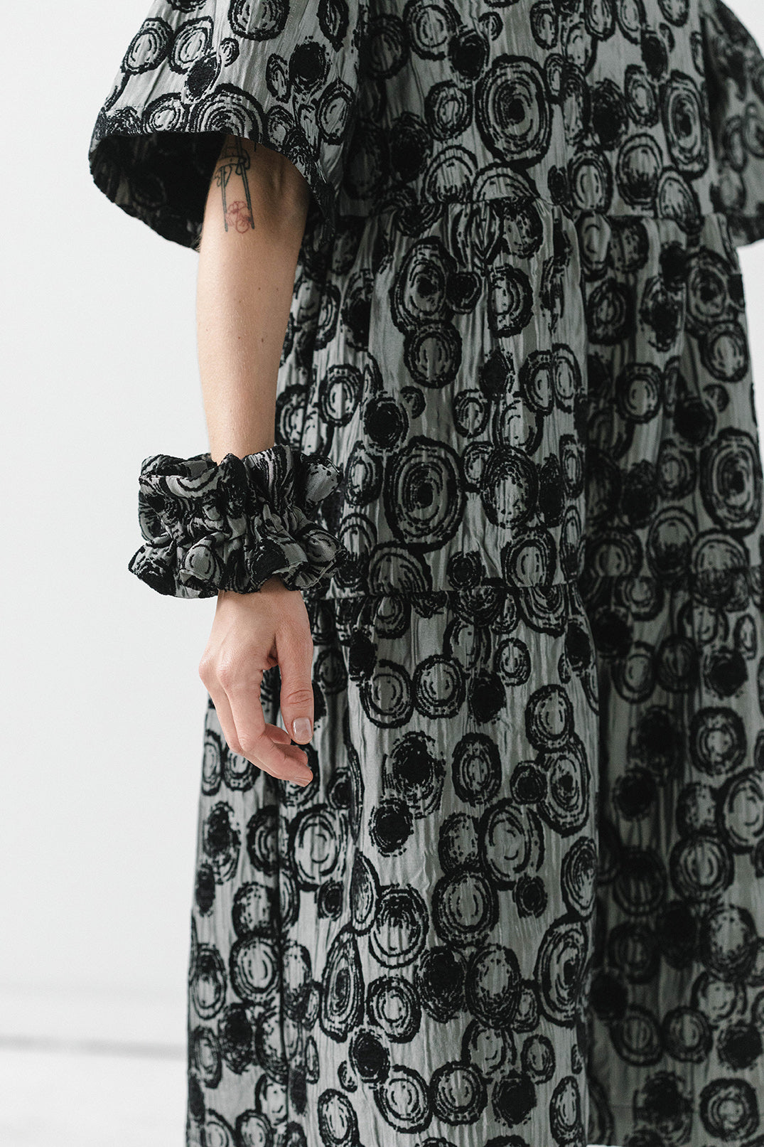 Ruffle Scrunchie in Stardust Jacquard