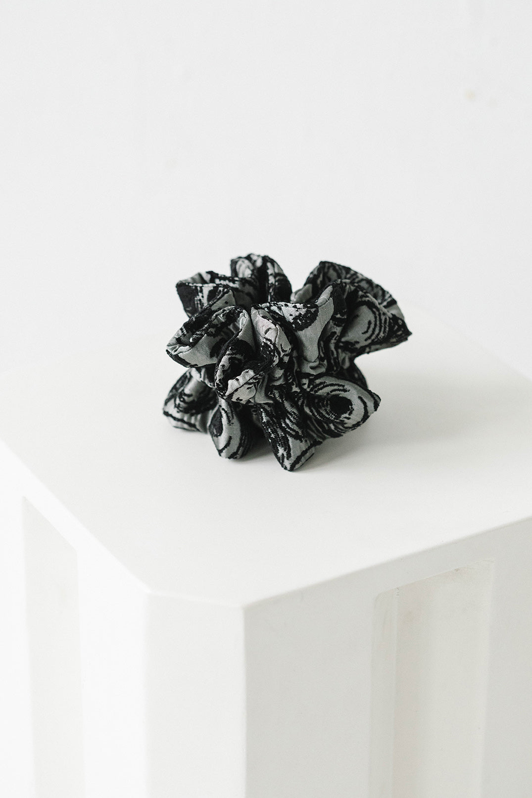 Ruffle Scrunchie Set