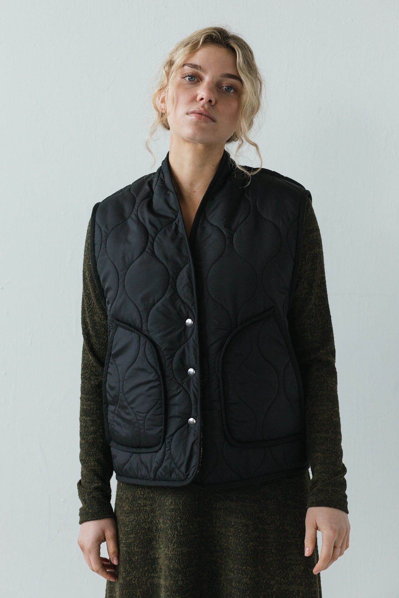 Anouk Vest in Black