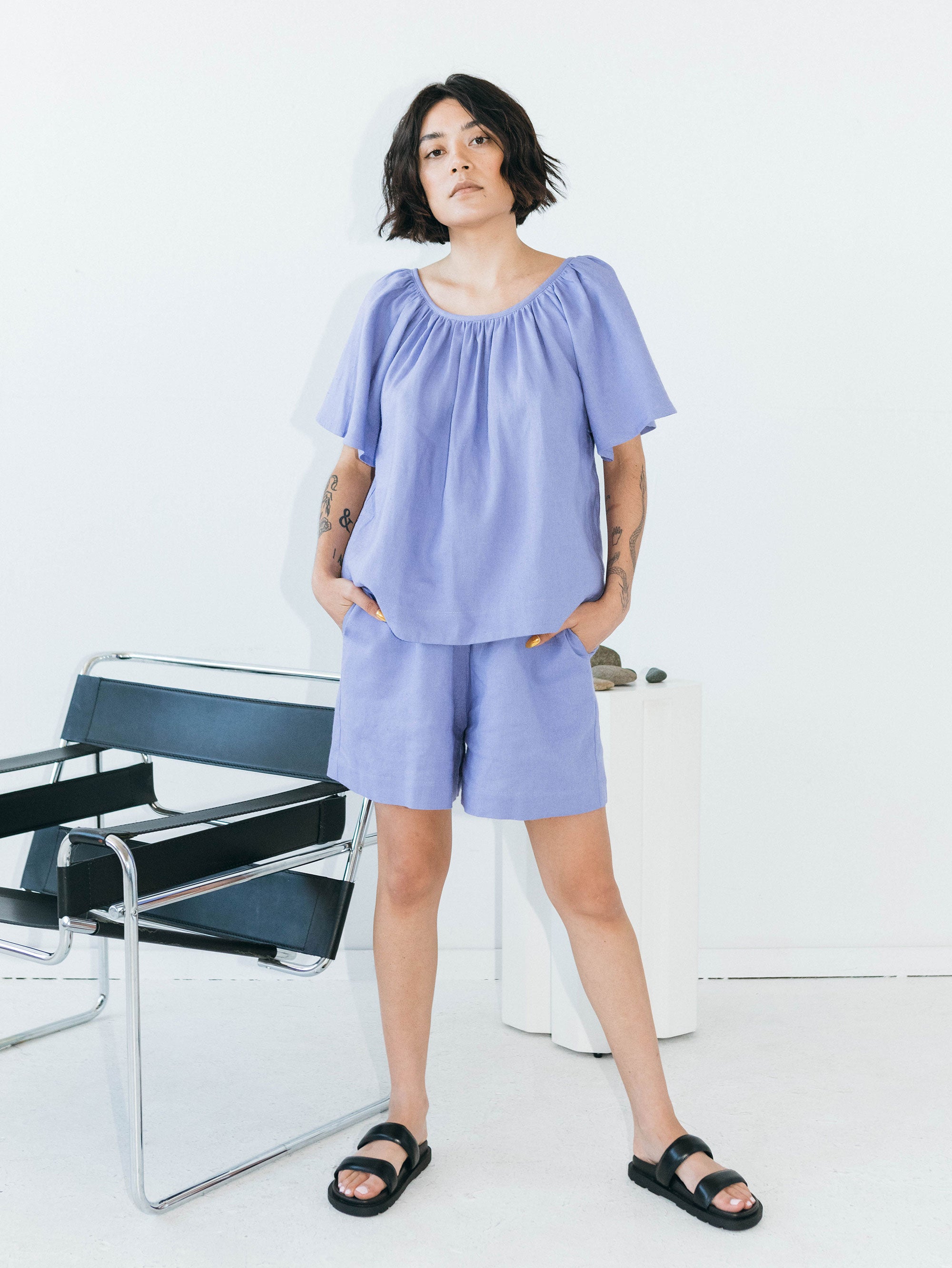 Marlo Short in Wisteria Linen