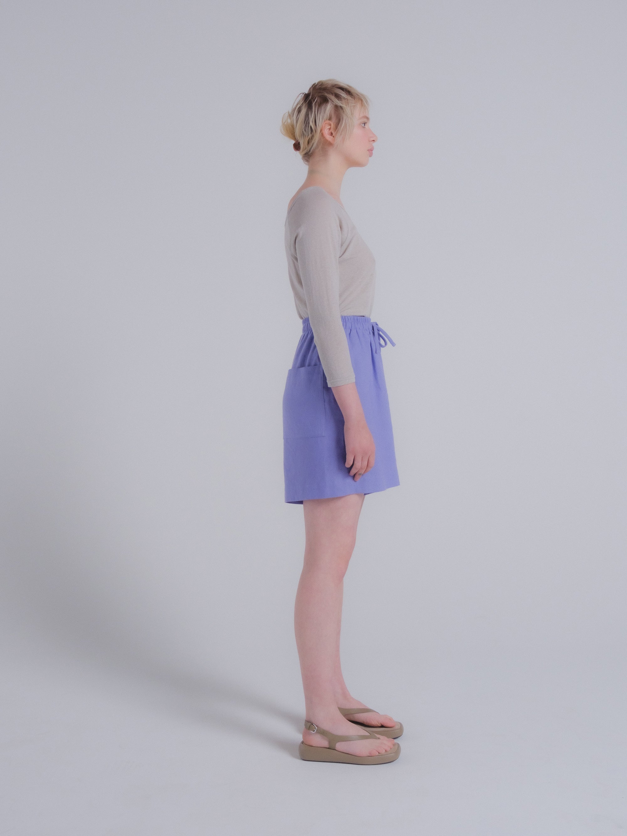 Marlo Short in Wisteria Linen