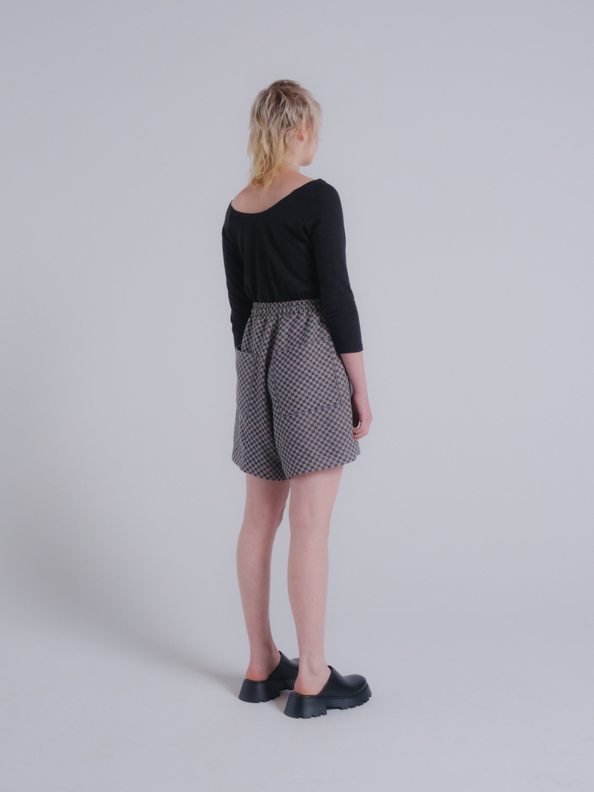 Marlo Short in Checkerboard Linen