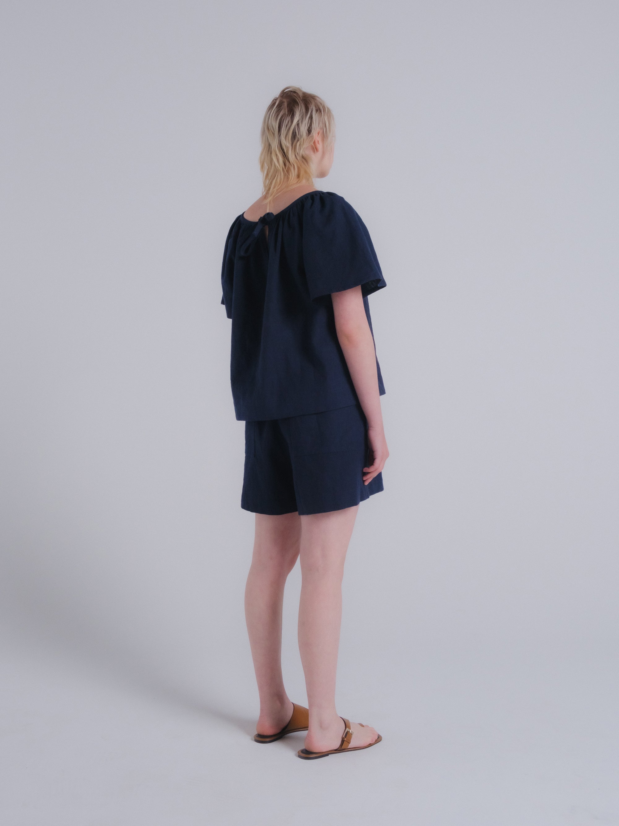 Prisca Top in Dark Indigo Linen