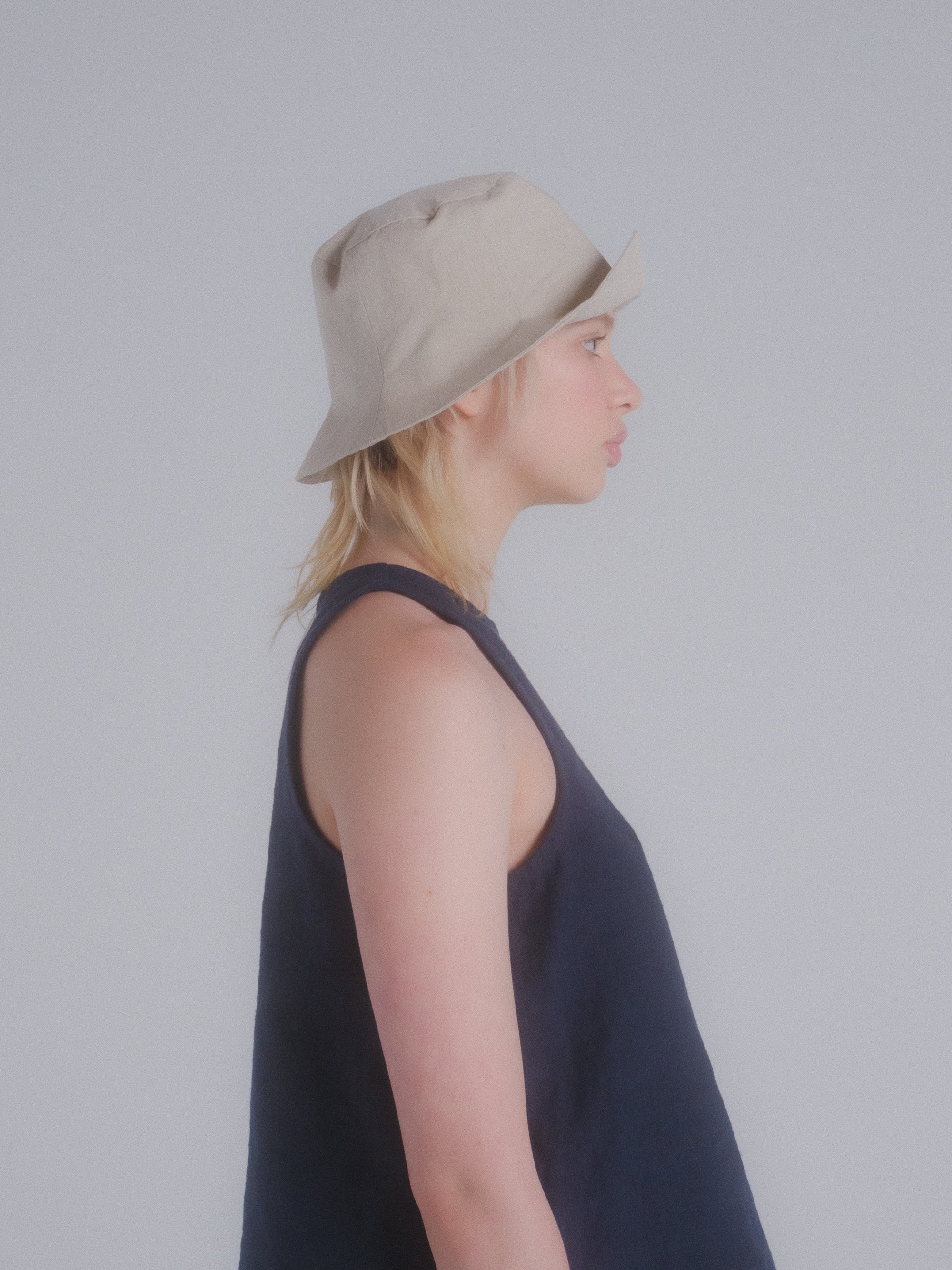 Tulip Hat in Natural Twill