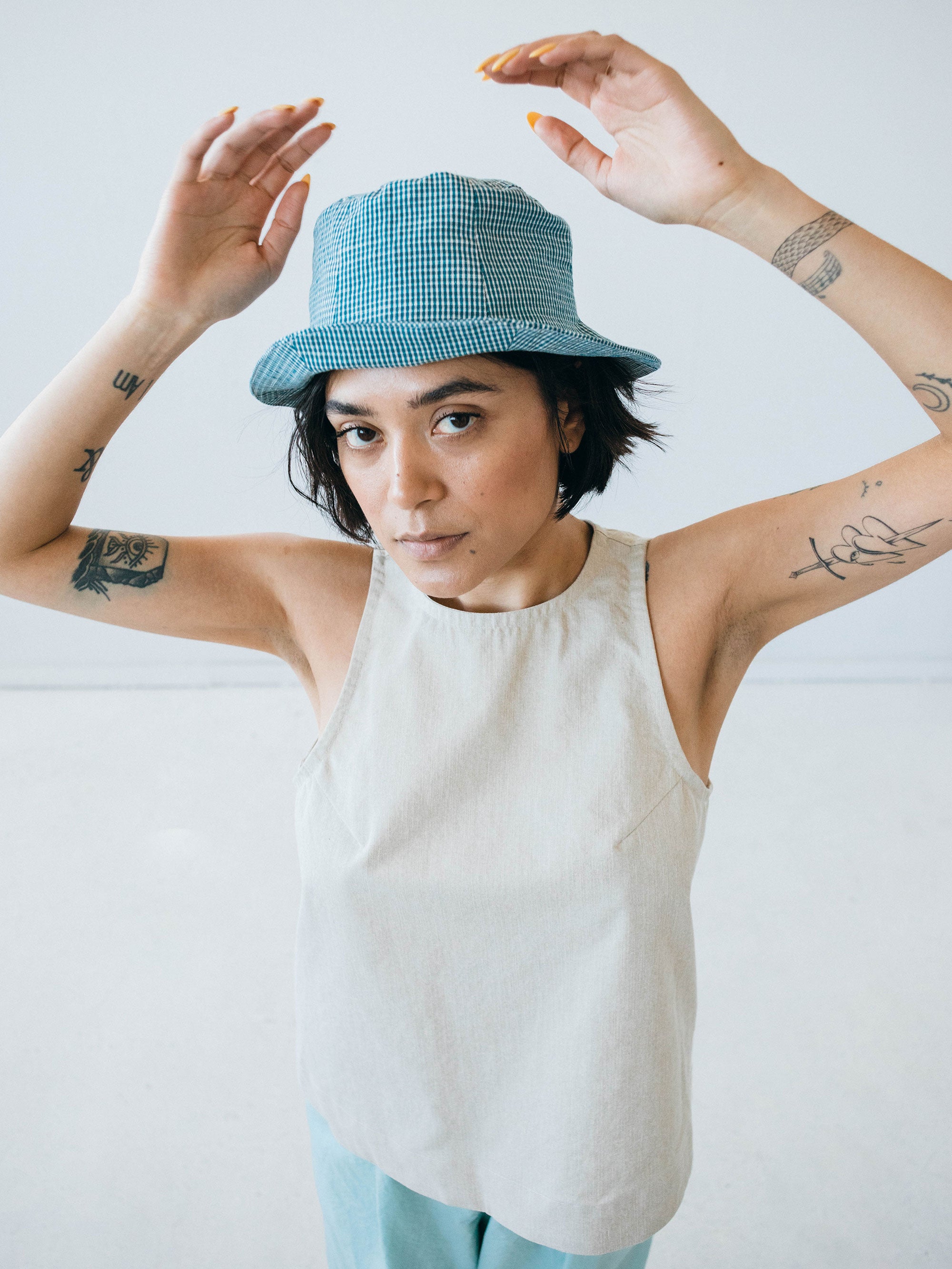 Tulip Hat in Teal Seersucker
