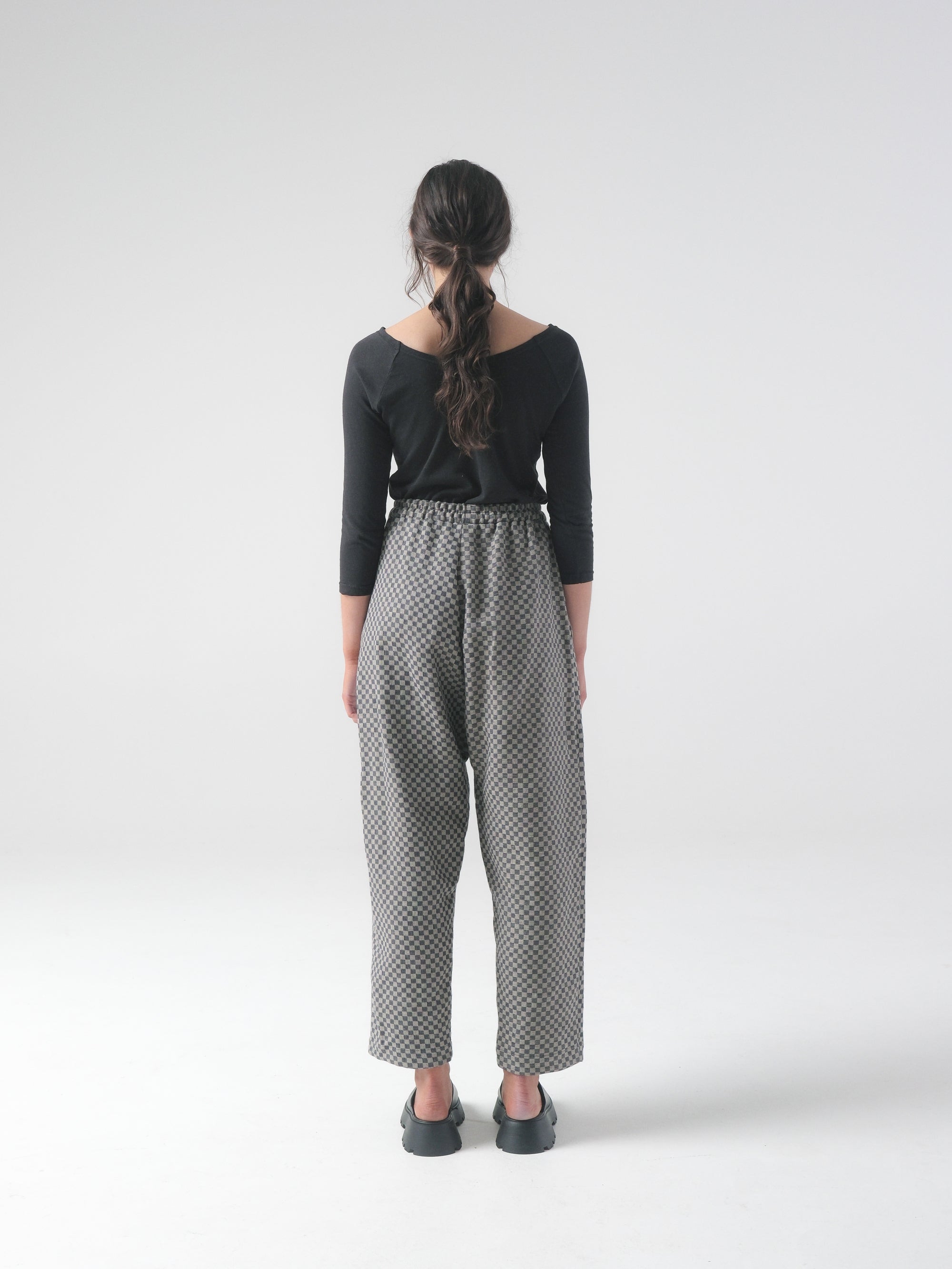 Nuria Pant in Checkerboard Linen