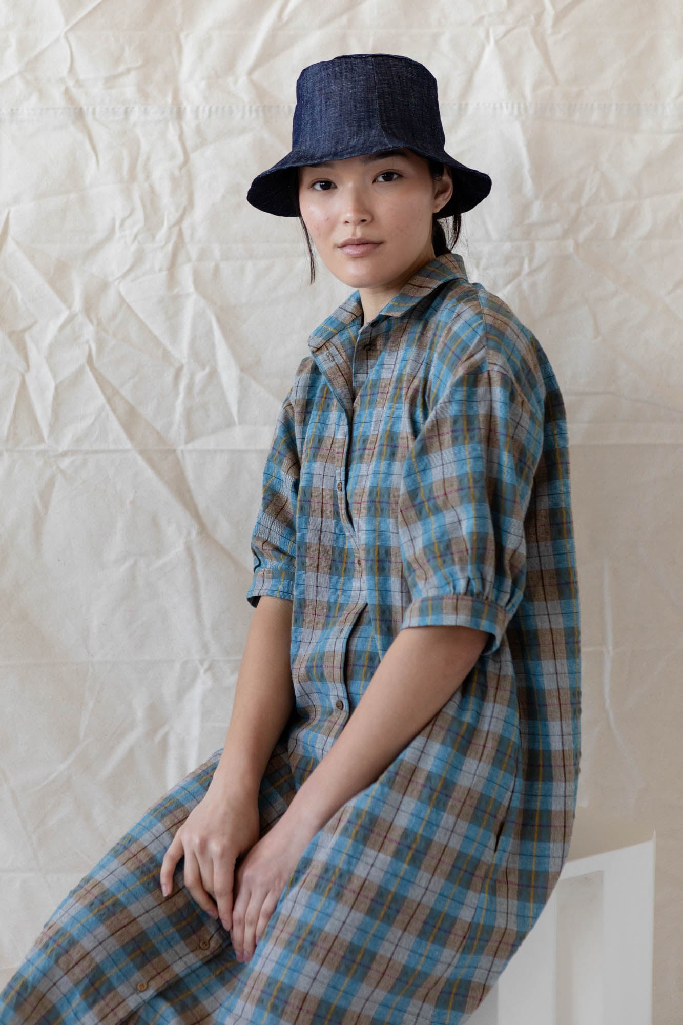 Tulip Hat in Linen Denim